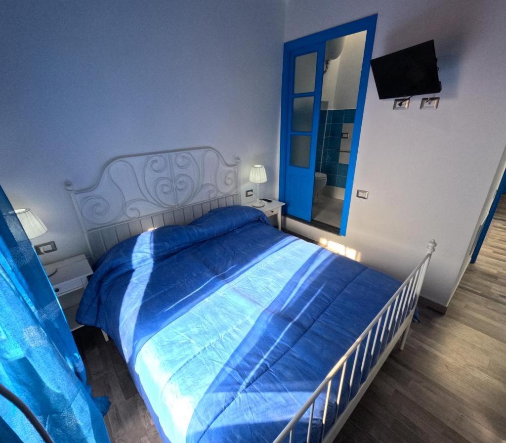 Sole Azzurro Suite Боса Экстерьер фото
