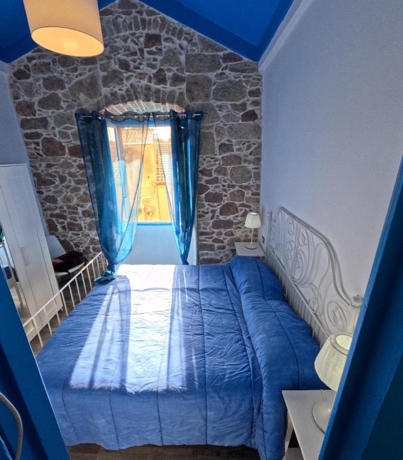 Sole Azzurro Suite Боса Экстерьер фото